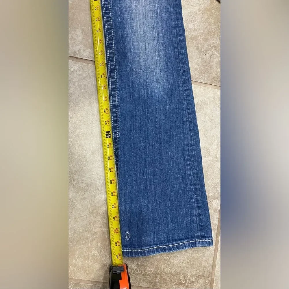 Miss Me 28x34 Bootcut Jeans Embellished back pockets Stretch Denim EUC - Picture 15 of 15